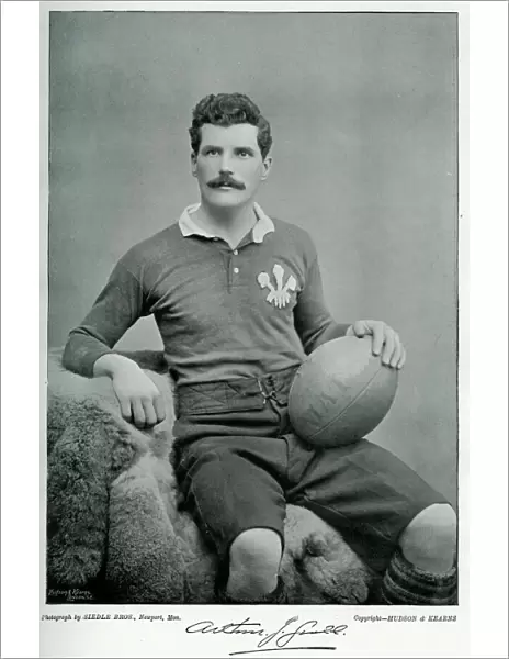 Arthur J Gould, Welsh rugby player