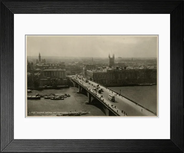 Framed Print : London Bridge and Southwark Cathedral, London - View South Framed Print : London Bridge and Southwark Cathedral, London - View South