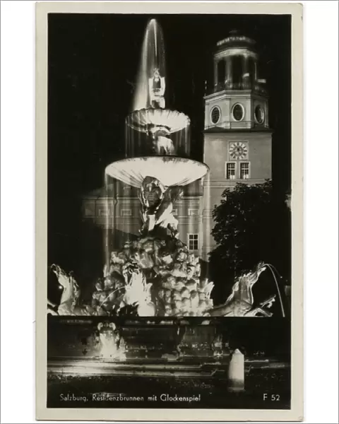 Residenzbrunnen (fountain) in Salzburg - Nightime
