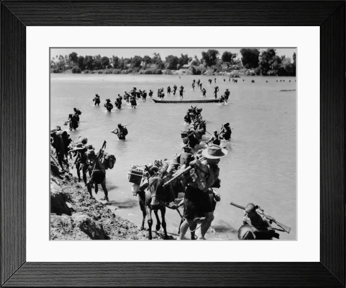 Framed Print : 4 / 4th Gurkha Rifles in action, Burma 1945 Framed Print : 4 / 4th Gurkha Rifles in action, Burma 1945