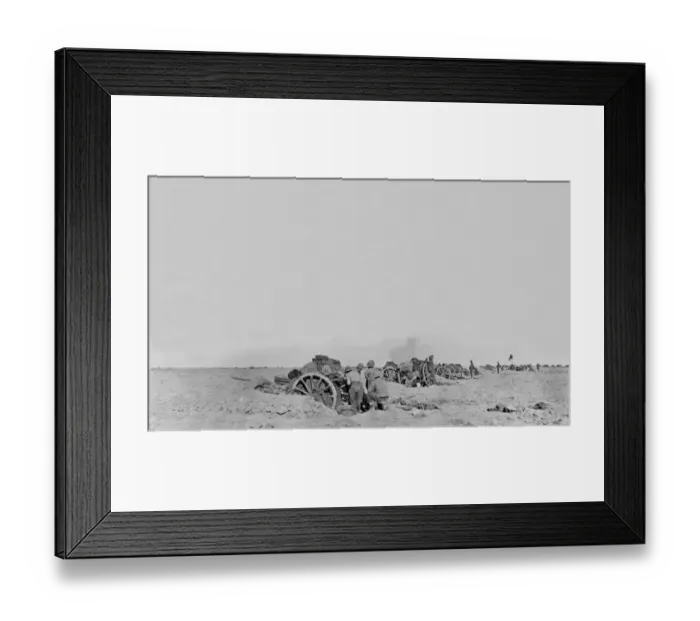 Framed Print : 7  /  1  /  16 Battle of Shaik Saad. 18 pounder battery in action