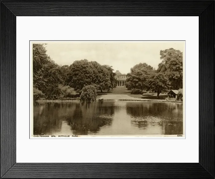 Framed Print : Cheltenham, Gloucestershire - Pittville Park Framed Print : Cheltenham, Gloucestershire - Pittville Park