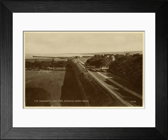 Framed Print : Berwick-upon-Tweed, Northumberland - The Ramparts and Pier Framed Print : Berwick-upon-Tweed, Northumberland - The Ramparts and Pier