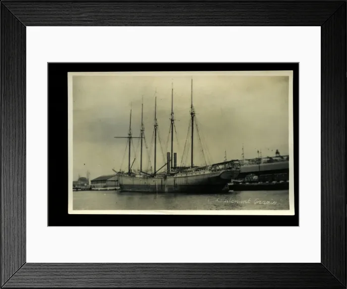 Framed Print : Sailing vessel Lieutenant Granie of Nantes Framed Print : Sailing vessel Lieutenant Granie of Nantes