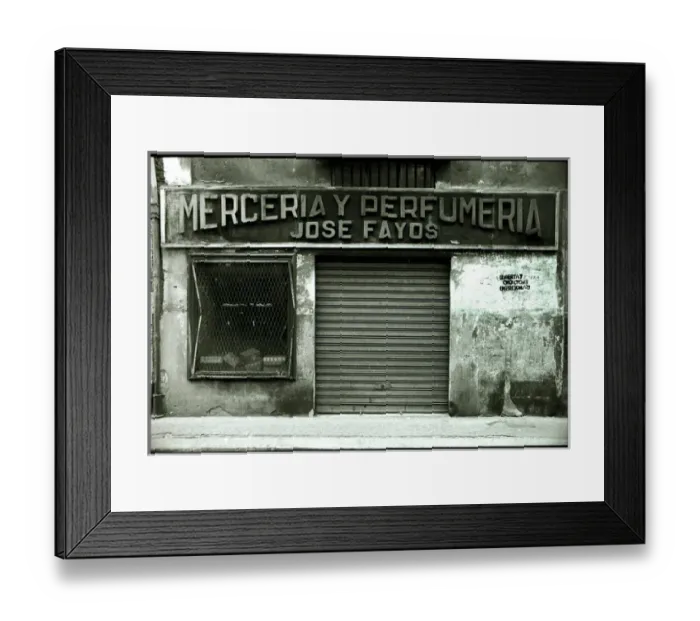 Framed Print : Shopfront, Valencia, Spain Framed Print : Shopfront, Valencia, Spain
