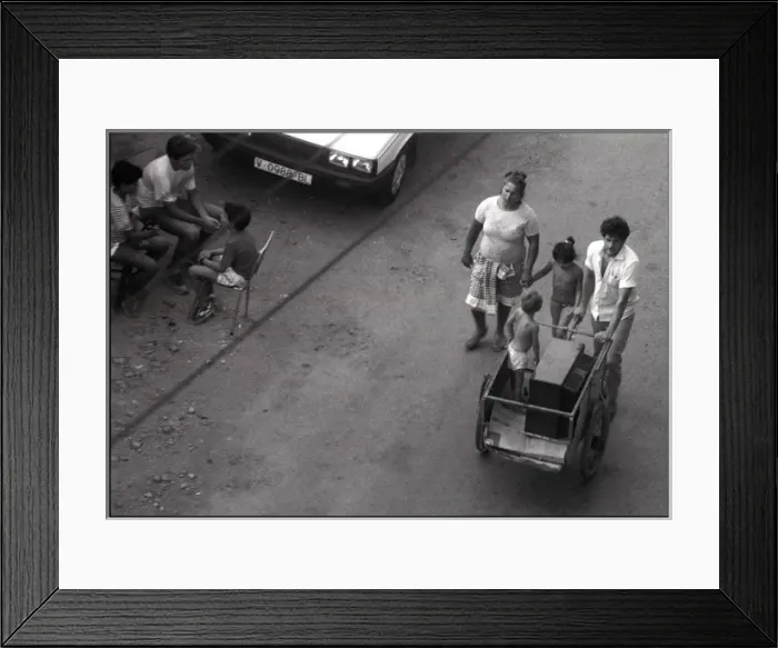 Framed Print : Small family with handcart, Valencia, Spain Framed Print : Small family with handcart, Valencia, Spain