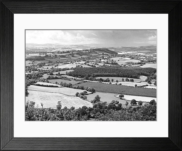 Framed Print : View from Marcle Ridge, nr Much Marcle, Herefordshire Framed Print : View from Marcle Ridge, nr Much Marcle, Herefordshire