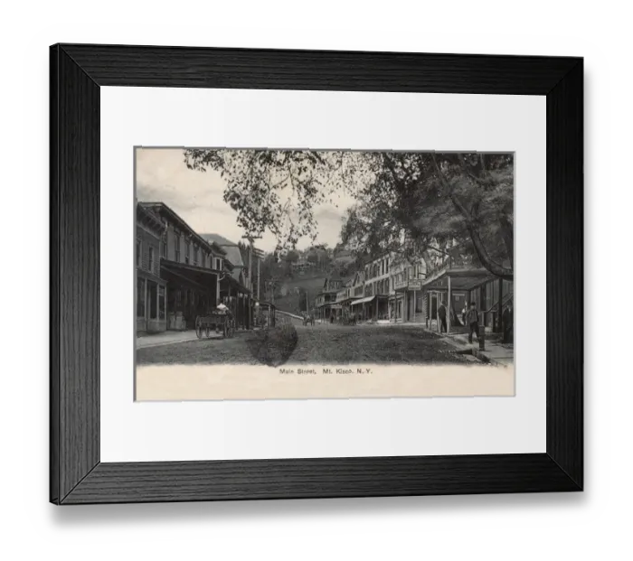 Framed Print : Mount Kisco, Westchester County, New York State, USA Framed Print : Mount Kisco, Westchester County, New York State, USA