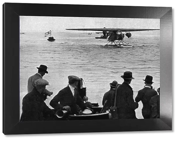 The Arrival of Amelia Earhart at Southampton