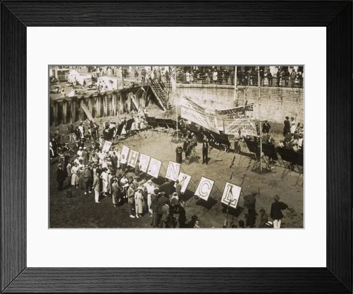 Framed Print : Daily Chronicle newspaper activity for children Framed Print : Daily Chronicle newspaper activity for children