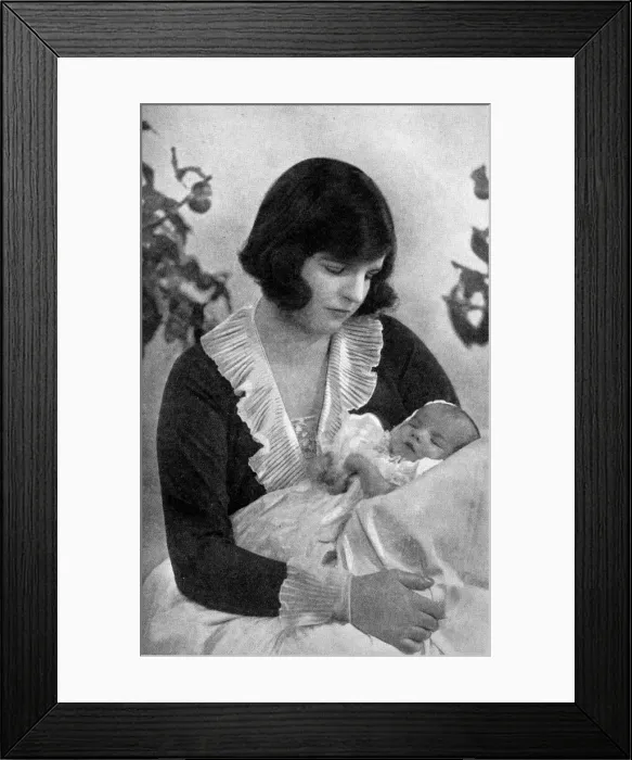 Framed Print : Lady Alington and daughter by Madame Yevonde Framed Print : Lady Alington and daughter by Madame Yevonde