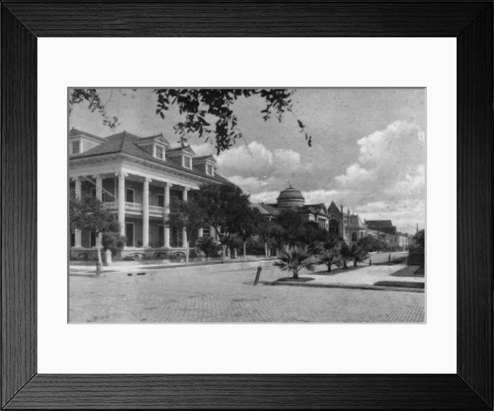 Framed Print : Tremont Street and Ball Avenue, Galveston, Texas, USA Framed Print : Tremont Street and Ball Avenue, Galveston, Texas, USA