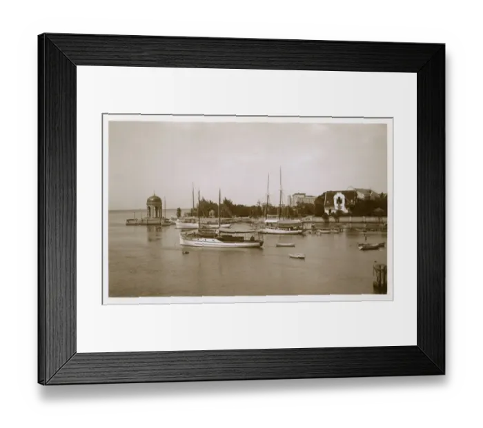Framed Print : Residence of Dr Cespedes, Havana, Cuba Framed Print : Residence of Dr Cespedes, Havana, Cuba