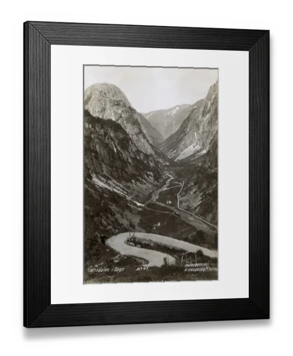 Framed Print : Gudvangen Valley, Sogn og Fjordane, Gudvangen, Norway Framed Print : Gudvangen Valley, Sogn og Fjordane, Gudvangen, Norway