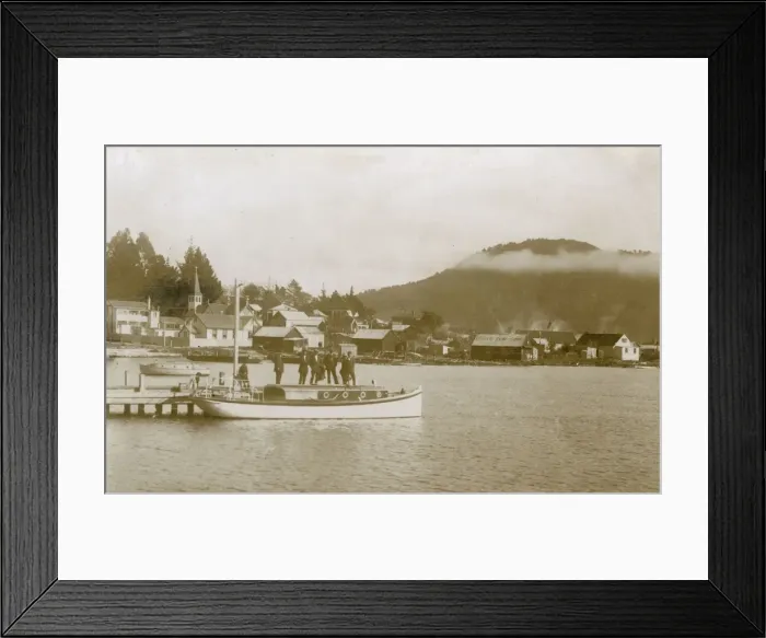 Framed Print : Robinson & McIntosh, yacht and boat builders Framed Print : Robinson & McIntosh, yacht and boat builders