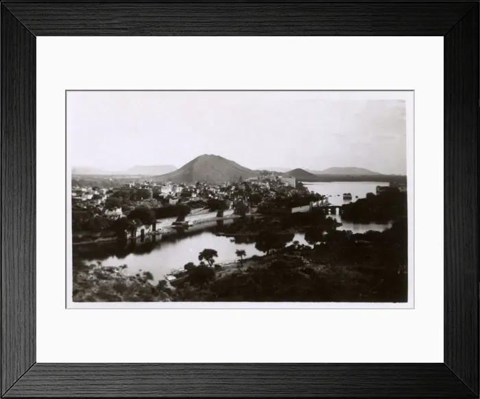 Framed Print : Lake in Udaipur, Rajasthan, India Framed Print : Lake in Udaipur, Rajasthan, India