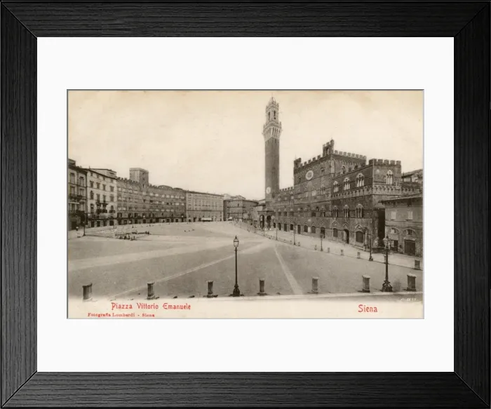 Framed Print : Siena, Italy - Piazza Vittorio Emanuele Framed Print : Siena, Italy - Piazza Vittorio Emanuele