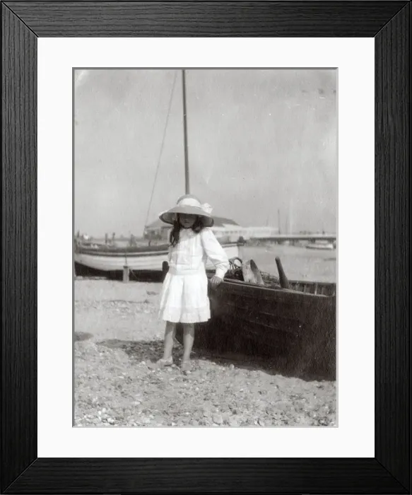 Framed Print : Little girl on holiday, Southwold, Suffolk Framed Print : Little girl on holiday, Southwold, Suffolk