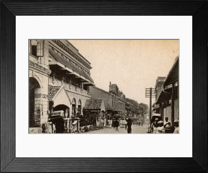 Framed Print : Street scene, Fort district, Colombo, Ceylon (Sri Lanka) Framed Print : Street scene, Fort district, Colombo, Ceylon (Sri Lanka)
