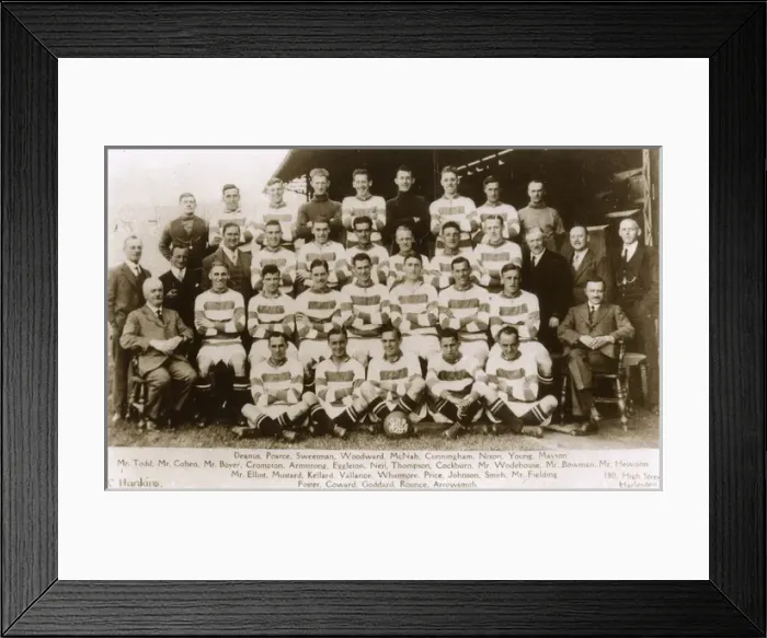 Framed Print : Queens Park Rangers FC football team Framed Print : Queens Park Rangers FC football team