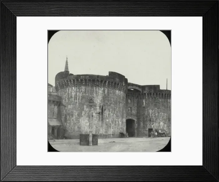 Framed Print : St Malo, Entrance gateway Framed Print : St Malo, Entrance gateway