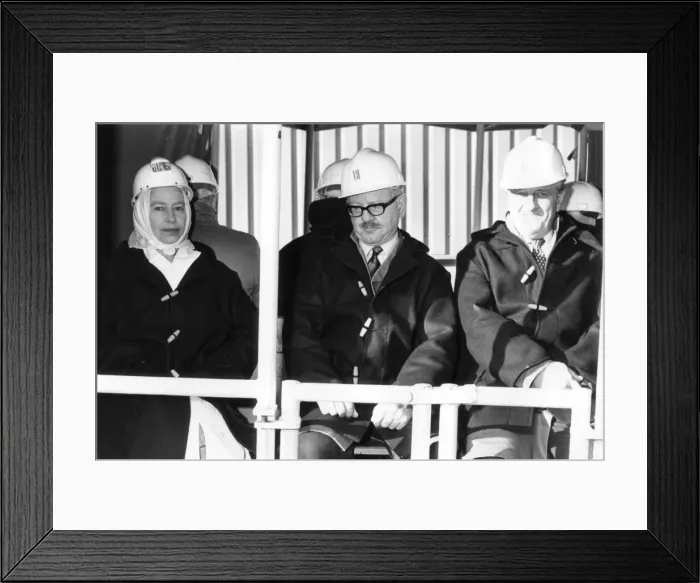 Framed Print : Queen Elizabeth II visiting Geevor Tin Mine, Cornwall Framed Print : Queen Elizabeth II visiting Geevor Tin Mine, Cornwall