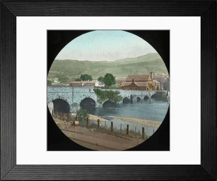 Framed Print : Bridge over the River Wnion at Dolgellau, Gwynedd Framed Print : Bridge over the River Wnion at Dolgellau, Gwynedd