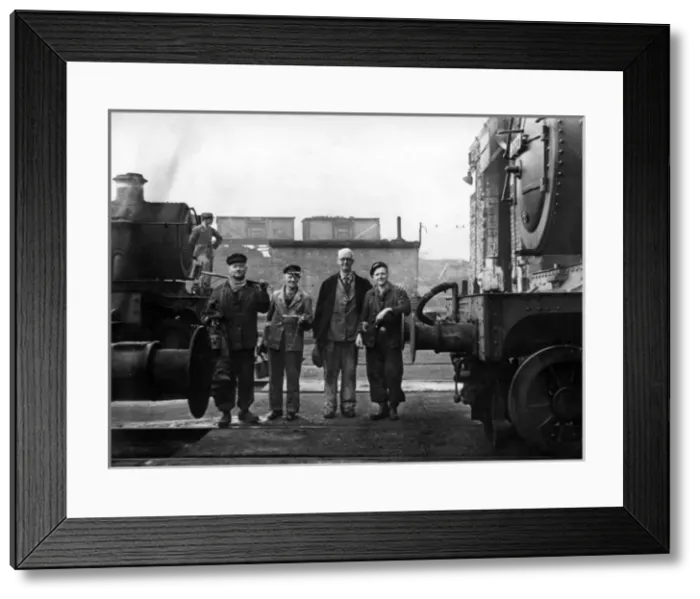 Framed Print : Steam fitters at loco shed, Exeter St Davids, Devon Framed Print : Steam fitters at loco shed, Exeter St Davids, Devon
