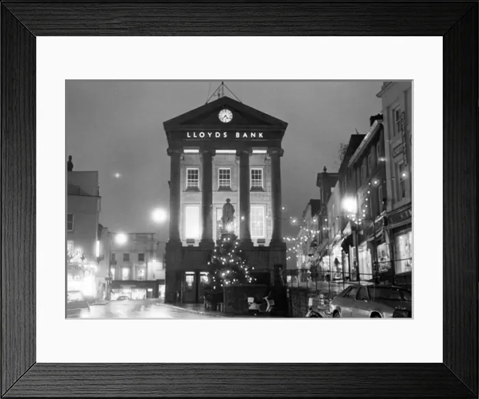 Framed Print : Christmas decorations and bank, Penzance, Cornwall Framed Print : Christmas decorations and bank, Penzance, Cornwall