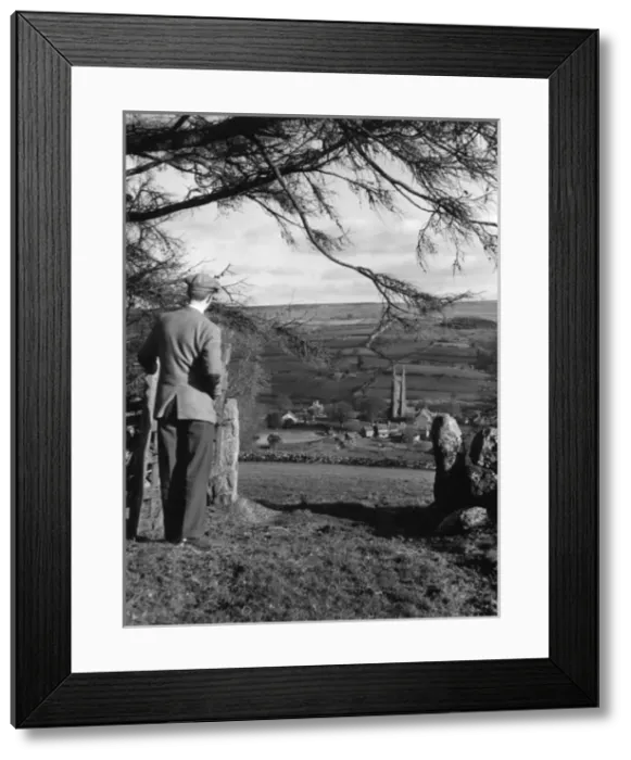Framed Print : Widecombe-in-the-Moor, Devon Framed Print : Widecombe-in-the-Moor, Devon