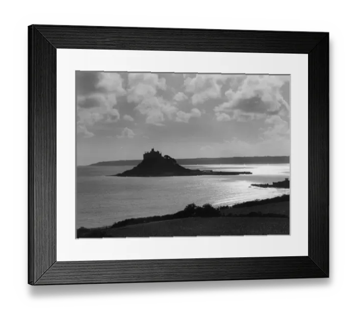 Framed Print : View of St Michaels Mount, Cornwall Framed Print : View of St Michaels Mount, Cornwall
