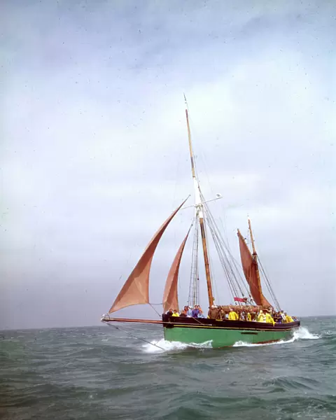 Brixham fishing trawler, Provident, at sea
