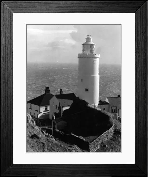 Framed Print : Start Point lighthouse, Devon Framed Print : Start Point lighthouse, Devon