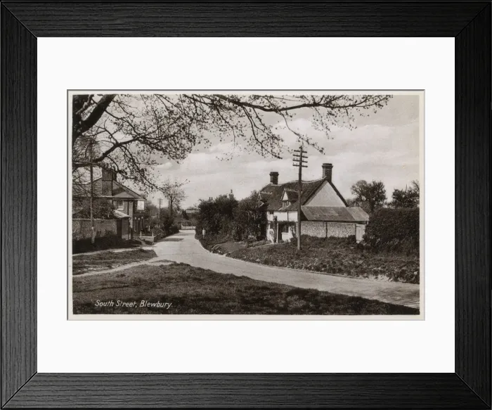 Framed Print : South Street, Blewbury, Berkshire Framed Print : South Street, Blewbury, Berkshire