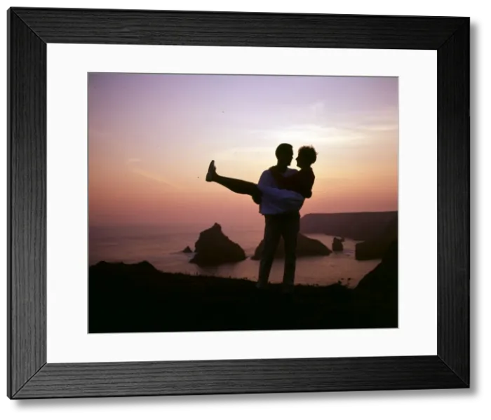 Framed Print : Sunset at Kynance Cove, The Lizard, Cornwall Framed Print : Sunset at Kynance Cove, The Lizard, Cornwall