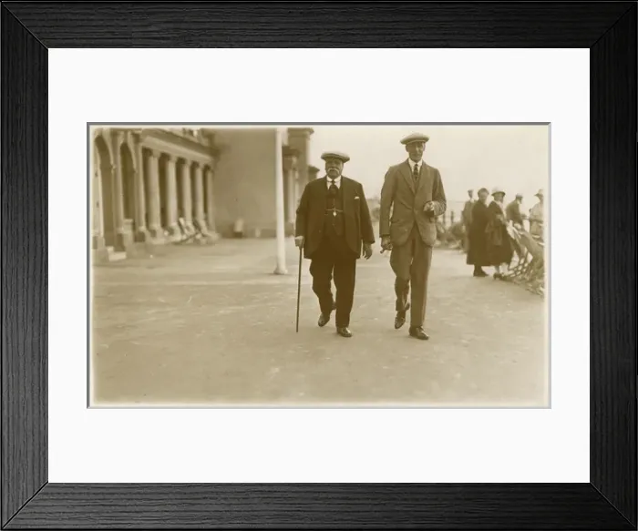 Framed Print : Westonville, Margate - Two smart gents walk on the Promenade Framed Print : Westonville, Margate - Two smart gents walk on the Promenade