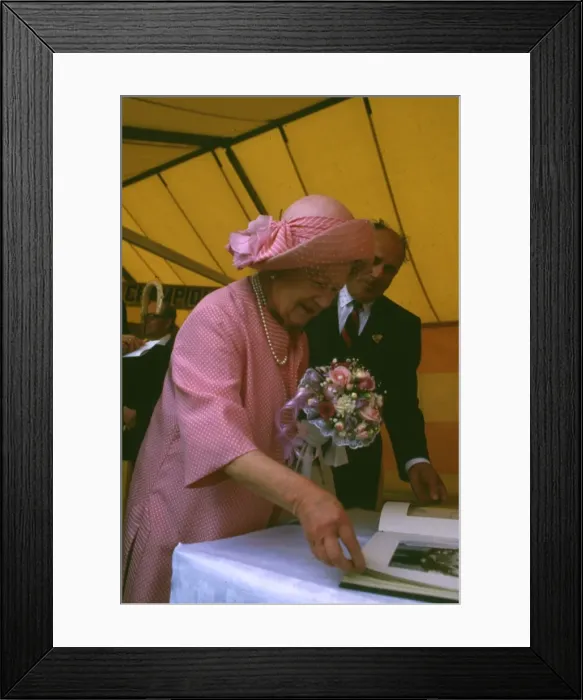 Framed Print : Queen Mother at the Royal Cornwall Show, Wadebridge Framed Print : Queen Mother at the Royal Cornwall Show, Wadebridge