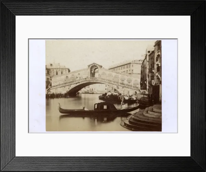 Framed Print : Venice, Italy - Ponte Vecchio, Grand Canal Framed Print : Venice, Italy - Ponte Vecchio, Grand Canal