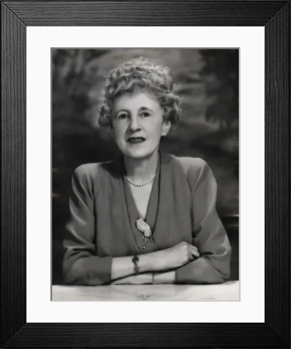 Framed Print : Dowager Lady Swaythling Framed Print : Dowager Lady Swaythling