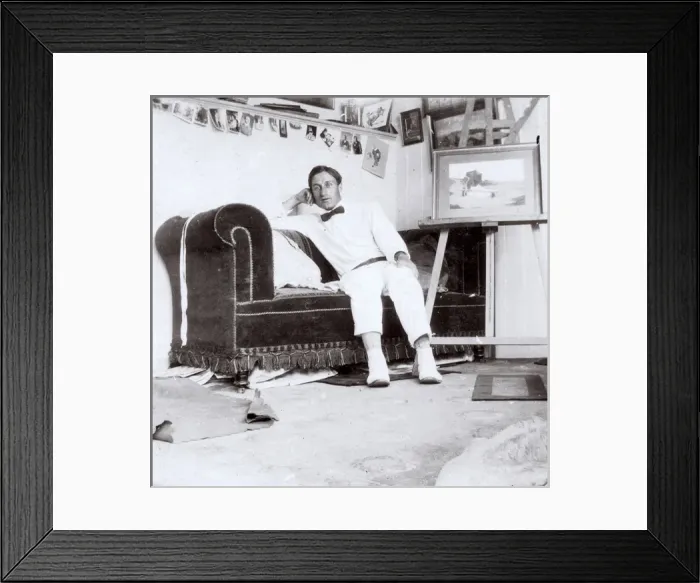 Framed Print : Reg Carter, artist, in his studio, Southwold, Suffolk Framed Print : Reg Carter, artist, in his studio, Southwold, Suffolk