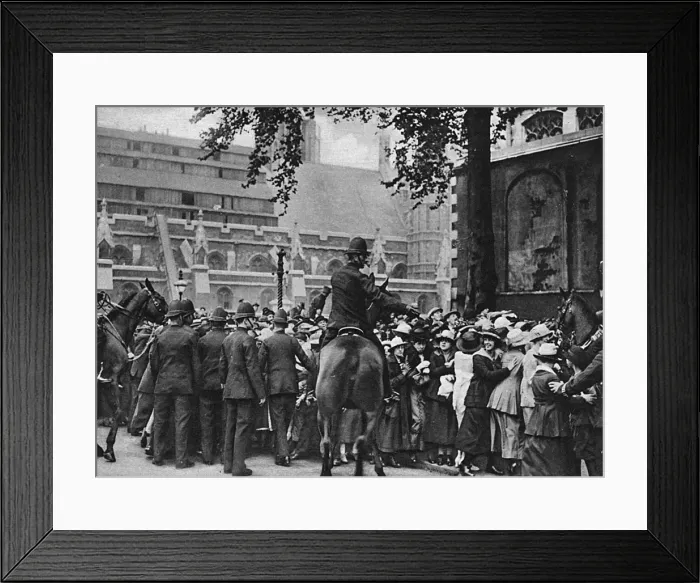 Framed Print : Wedding of Lady Diana Manners and Duff Cooper Framed Print : Wedding of Lady Diana Manners and Duff Cooper