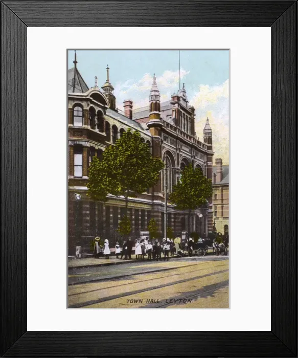 Framed Print : Leyton Town Hall, London Framed Print : Leyton Town Hall, London