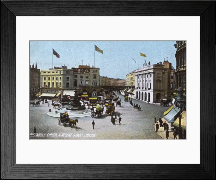 Framed Print : Piccadilly Circus, London - Eros and Regent Street Framed Print : Piccadilly Circus, London - Eros and Regent Street
