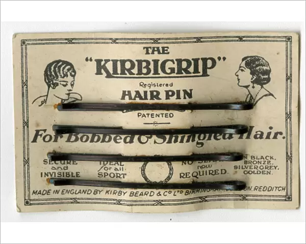 Kirbigrip card with hair grips