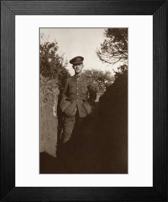 Framed Print : Soldier in a trench, Western Front, WW1 Framed Print : Soldier in a trench, Western Front, WW1