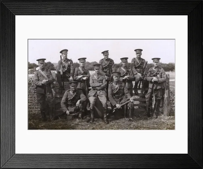 Framed Print : Group photo, B Squadron, Hampshire Carabiniers, WW1 Framed Print : Group photo, B Squadron, Hampshire Carabiniers, WW1