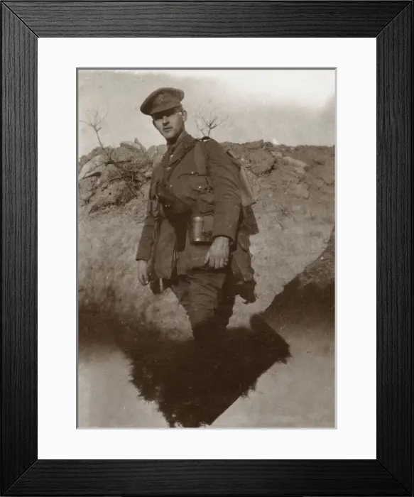 Framed Print : Soldier on the Western Front, Northern France, WW1 Framed Print : Soldier on the Western Front, Northern France, WW1