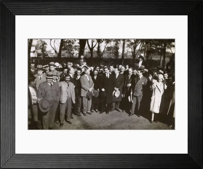 Framed Print : Dr Benito de Miguel and others, Argentina, South America Framed Print : Dr Benito de Miguel and others, Argentina, South America