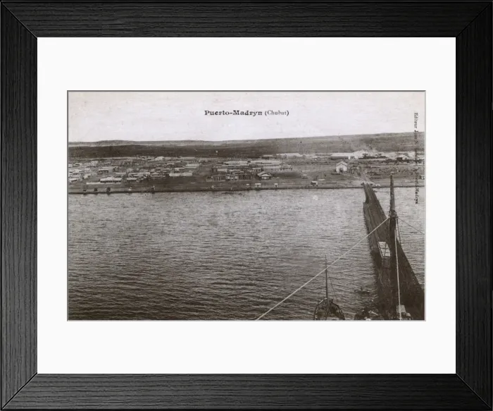 Framed Print : Puerto Madryn, Patagonia, Argentina, South America Framed Print : Puerto Madryn, Patagonia, Argentina, South America