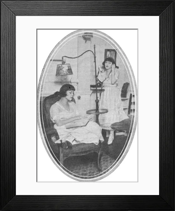 Framed Print : The Dolly Sisters in London, early 1920s Framed Print : The Dolly Sisters in London, early 1920s